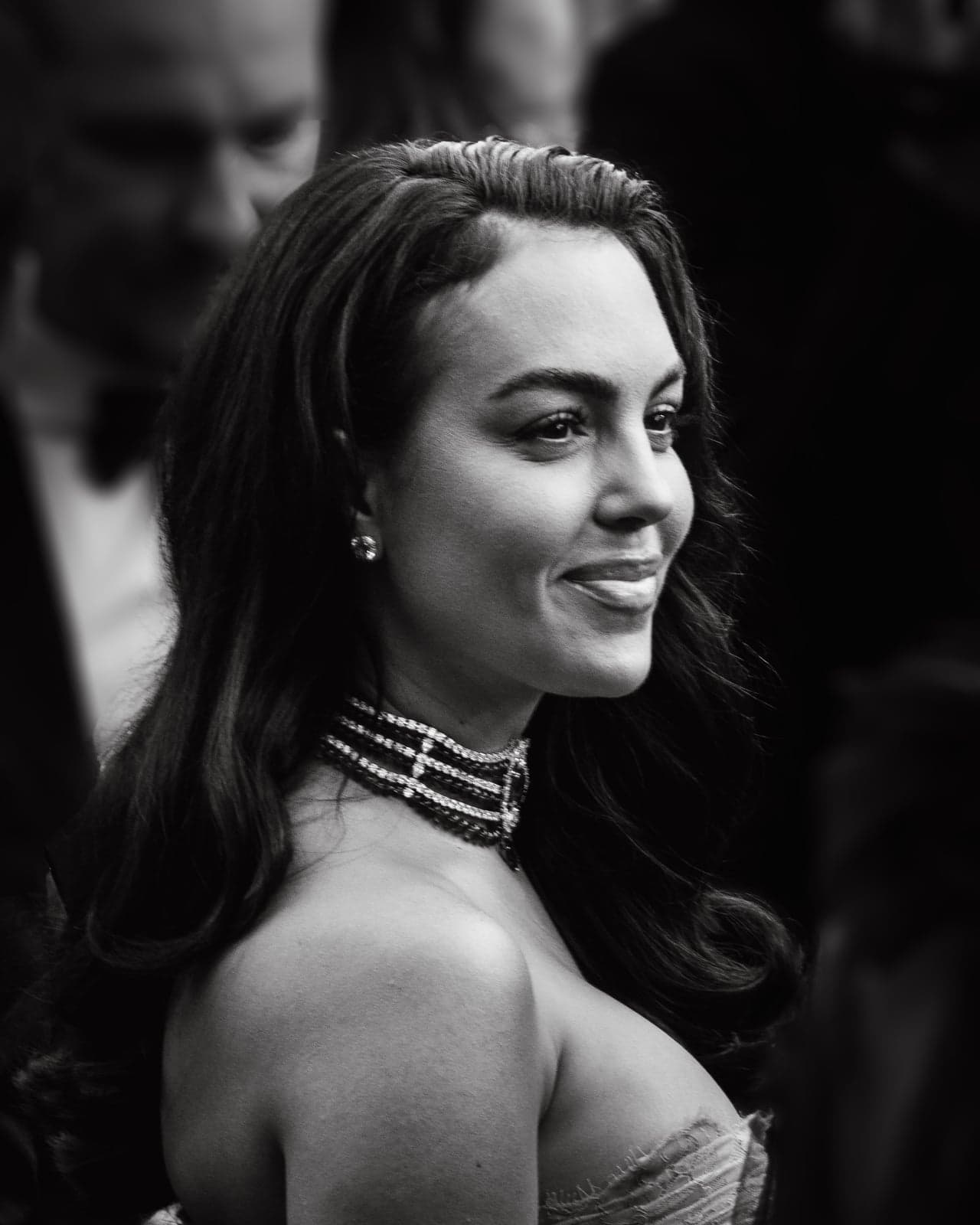 CELEBRITIES 33