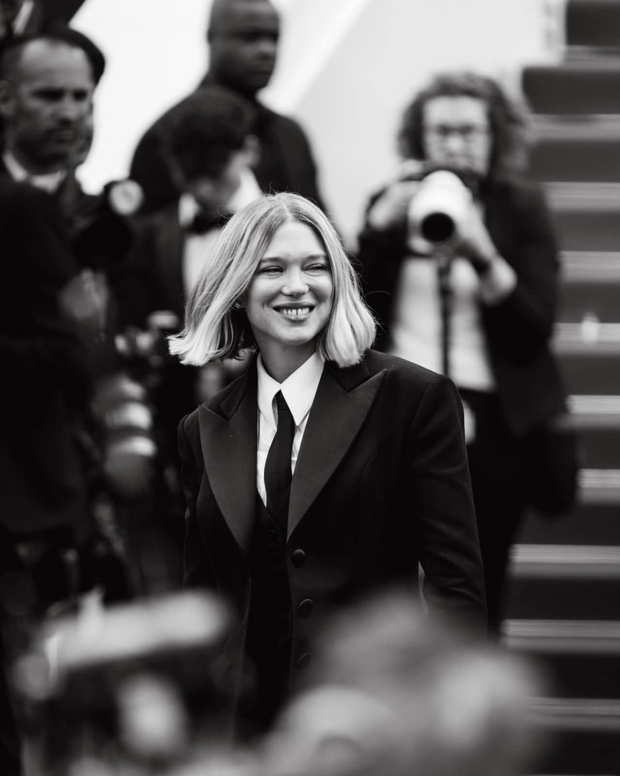 CELEBRITIES 32